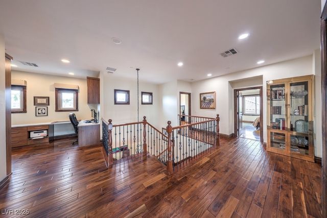 35 Stonemark Drive, Henderson, NV 89052