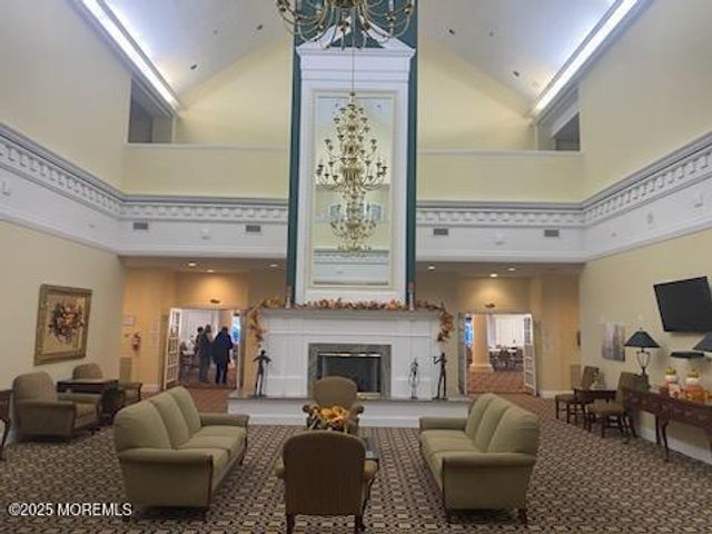 18 Autumntide Drive, Lakewood, NJ 08701