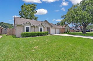 10812 Collingswood Drive, La Porte, TX 77571