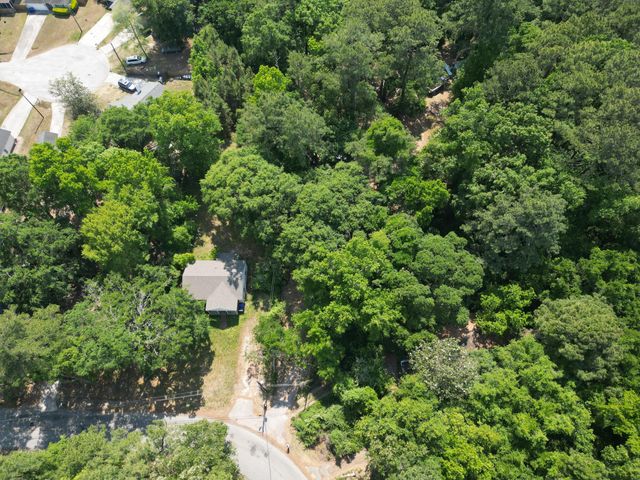 1740 Dogwood Road, Charleston, SC 29414