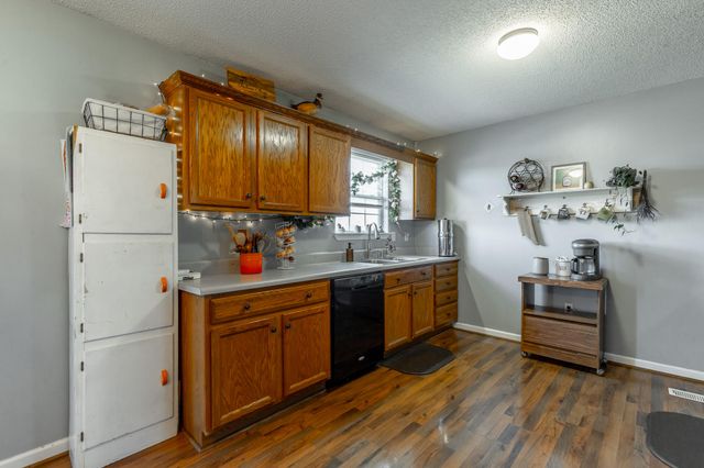 1012 Harvest Knoll Lane, Soddy Daisy, TN 37379