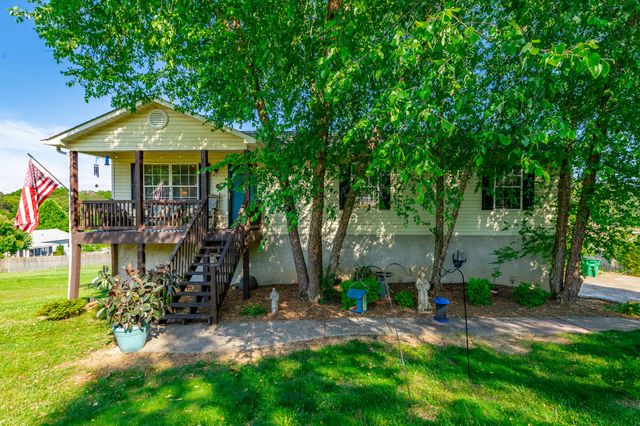 1012 Harvest Knoll Lane, Soddy Daisy, TN 37379
