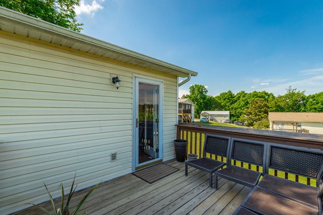 1012 Harvest Knoll Lane, Soddy Daisy, TN 37379