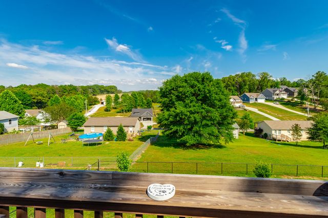 1012 Harvest Knoll Lane, Soddy Daisy, TN 37379