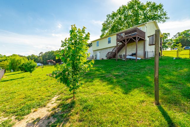 1012 Harvest Knoll Lane, Soddy Daisy, TN 37379