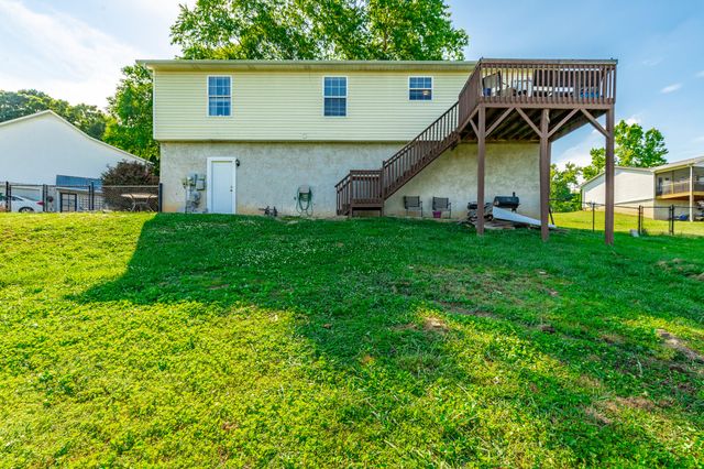 1012 Harvest Knoll Lane, Soddy Daisy, TN 37379