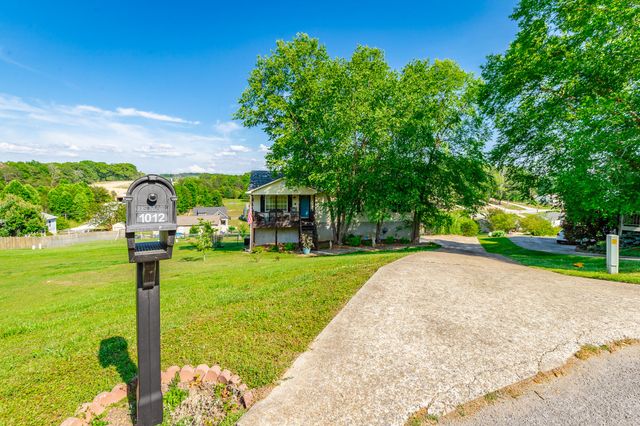 1012 Harvest Knoll Lane, Soddy Daisy, TN 37379