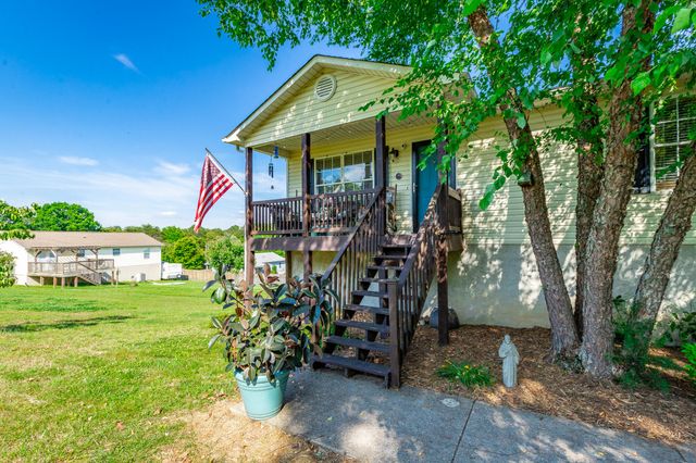 1012 Harvest Knoll Lane, Soddy Daisy, TN 37379