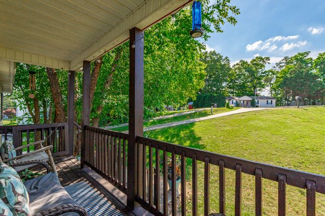1012 Harvest Knoll Lane, Soddy Daisy, TN 37379