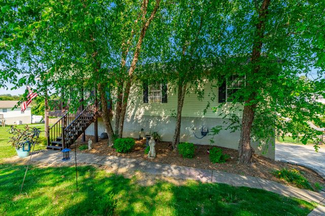 1012 Harvest Knoll Lane, Soddy Daisy, TN 37379