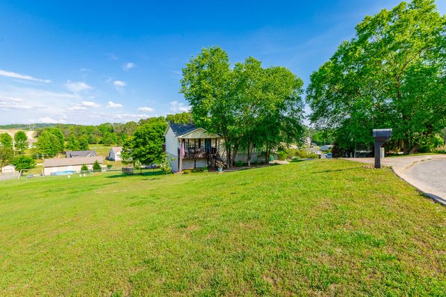 1012 Harvest Knoll Lane, Soddy Daisy, TN 37379