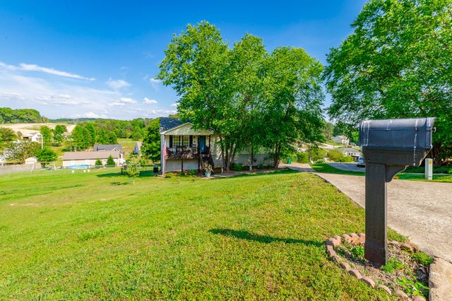 1012 Harvest Knoll Lane, Soddy Daisy, TN 37379