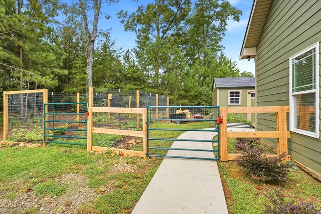 87 Meadow Circle, Ellijay, GA 30540