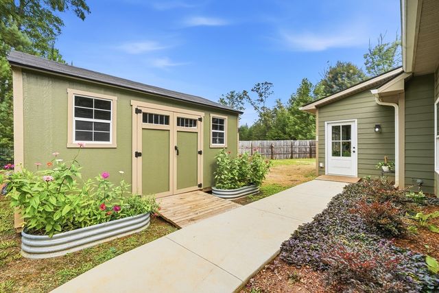 87 Meadow Circle, Ellijay, GA 30540