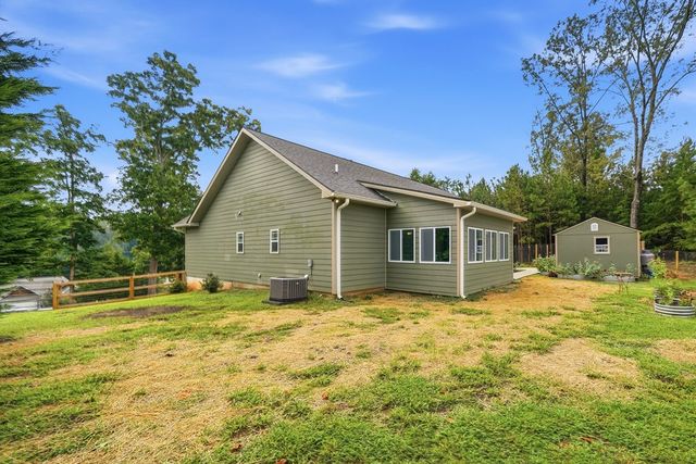 87 Meadow Circle, Ellijay, GA 30540