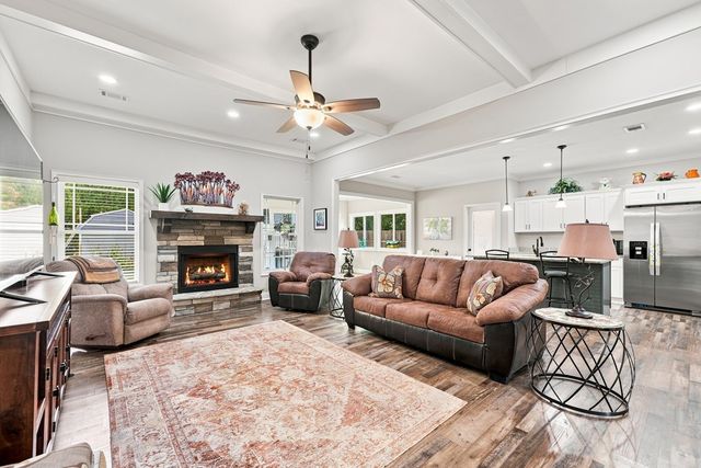 87 Meadow Circle, Ellijay, GA 30540