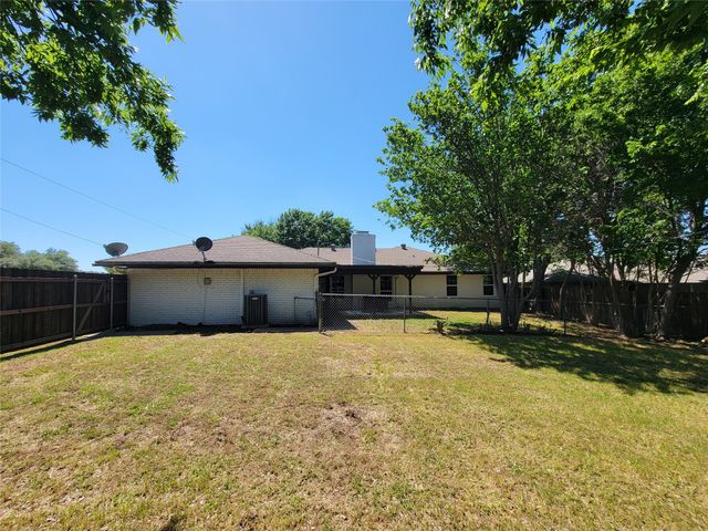 4750 Winesanker Way, Fort Worth, TX 76133