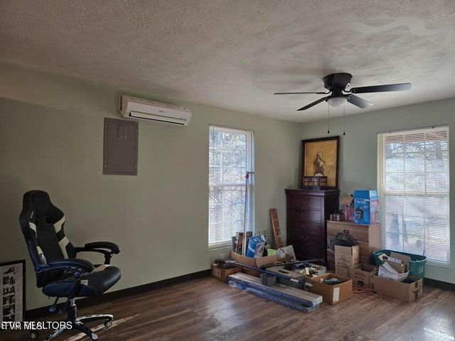 4060 Tazewell Highway, Sneedville, TN 37869