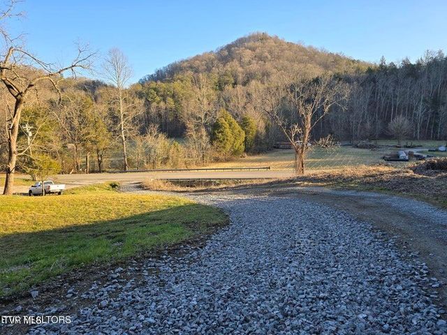 4060 Tazewell Highway, Sneedville, TN 37869
