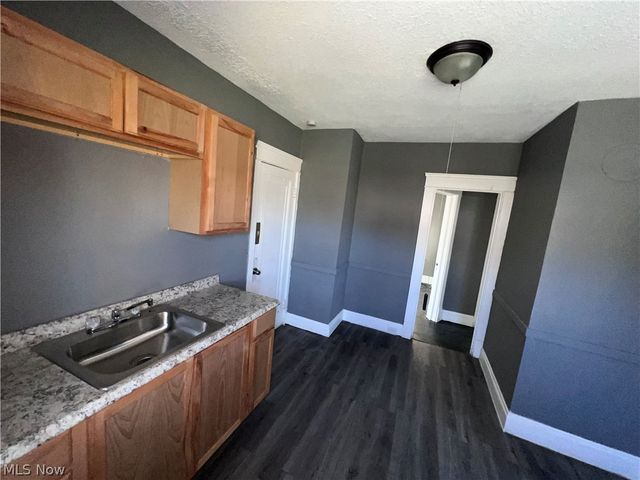 4291 E 114th Street, Cleveland, OH 44105