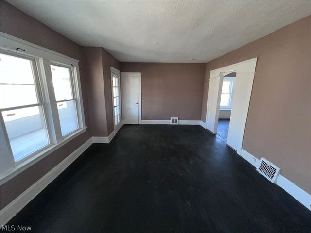 4291 E 114th Street, Cleveland, OH 44105