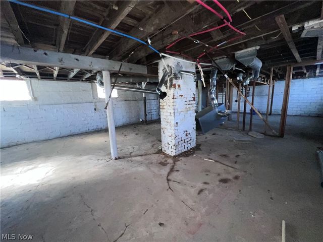 4291 E 114th Street, Cleveland, OH 44105