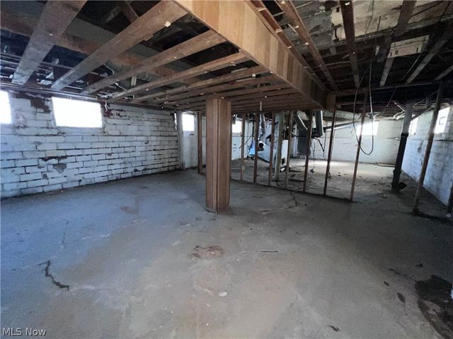 4291 E 114th Street, Cleveland, OH 44105