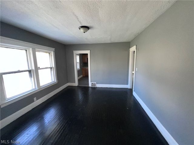 4291 E 114th Street, Cleveland, OH 44105