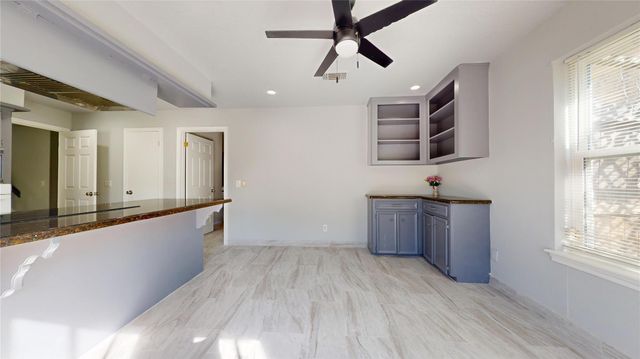 14715 Woodward Gardens Drive, Houston, TX 77082