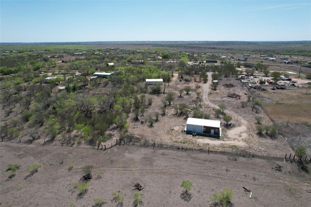 1205 Graef RD B, Kyle, TX 78640