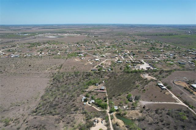 1205 Graef RD B, Kyle, TX 78640