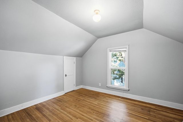 403 14th Street S, Fargo, ND 58103