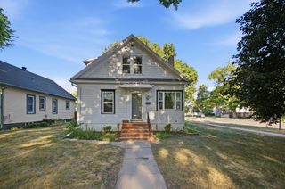 403 14th Street S, Fargo, ND 58103