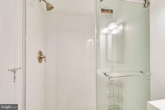 409 CONSTITUTION AVE NE, Washington, DC 20002