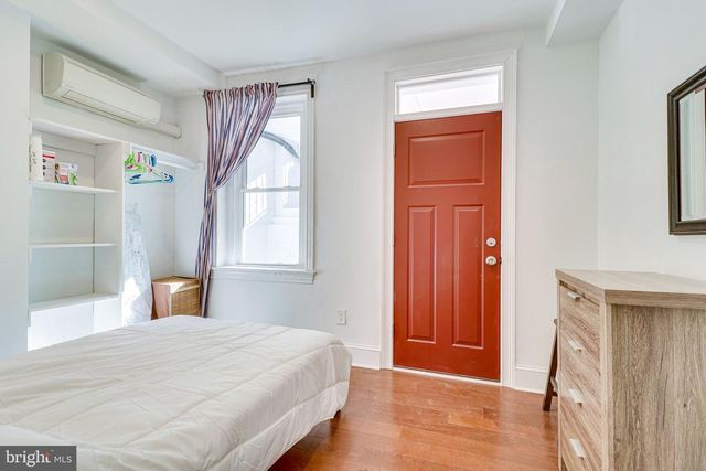 409 CONSTITUTION AVE NE, Washington, DC 20002