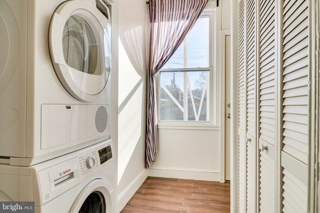 409 CONSTITUTION AVE NE, Washington, DC 20002