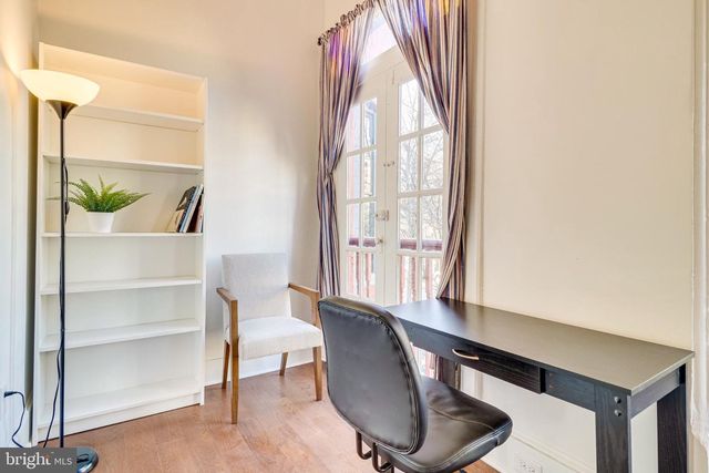 409 CONSTITUTION AVE NE, Washington, DC 20002