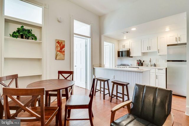 409 CONSTITUTION AVE NE, Washington, DC 20002