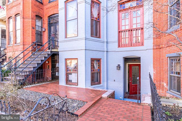 409 CONSTITUTION AVE NE, Washington, DC 20002
