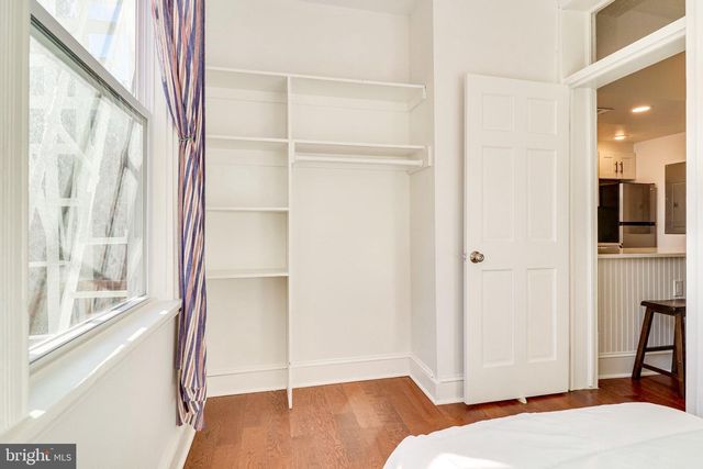 409 CONSTITUTION AVE NE, Washington, DC 20002
