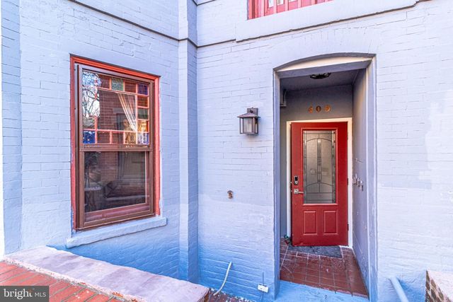 409 CONSTITUTION AVE NE, Washington, DC 20002