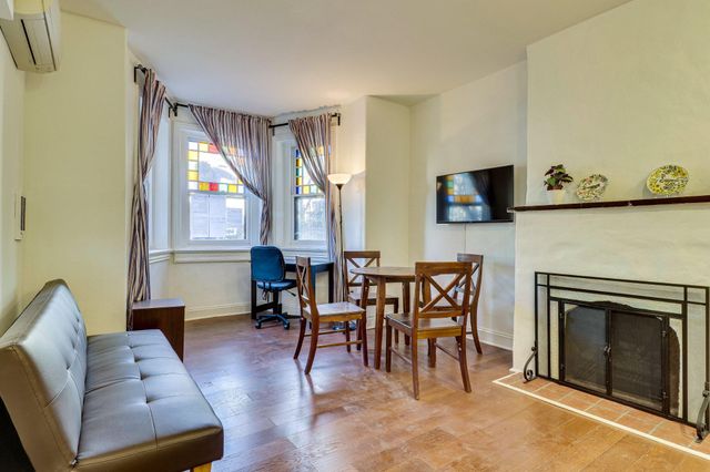 409 CONSTITUTION AVE NE, Washington, DC 20002
