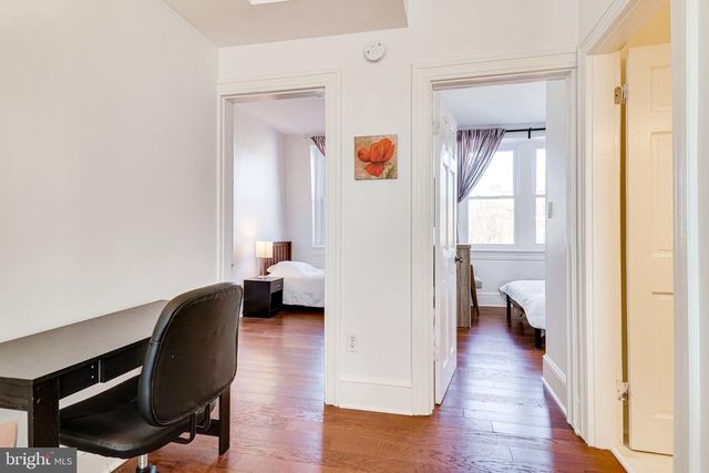 409 CONSTITUTION AVE NE, Washington, DC 20002