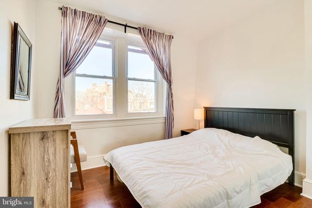 409 CONSTITUTION AVE NE, Washington, DC 20002