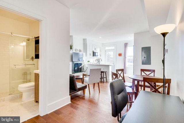 409 CONSTITUTION AVE NE, Washington, DC 20002