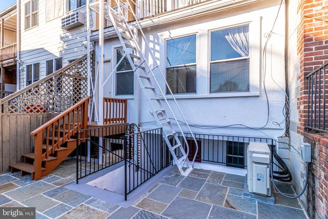 409 CONSTITUTION AVE NE, Washington, DC 20002