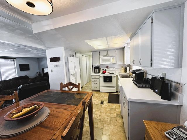 10322 E 30 St, Yuma, AZ 85365