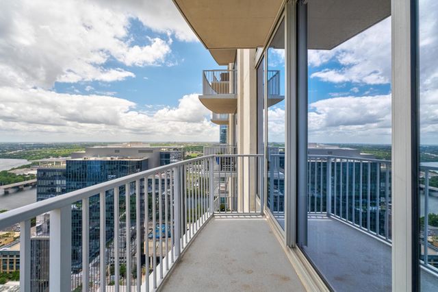 360 Nueces ST 3907, Austin, TX 78701
