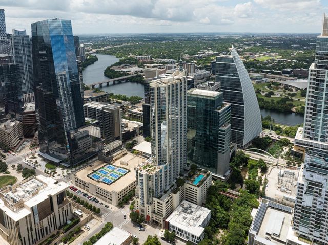 360 Nueces ST 3907, Austin, TX 78701