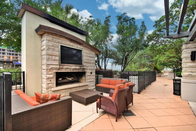 360 Nueces ST 3907, Austin, TX 78701